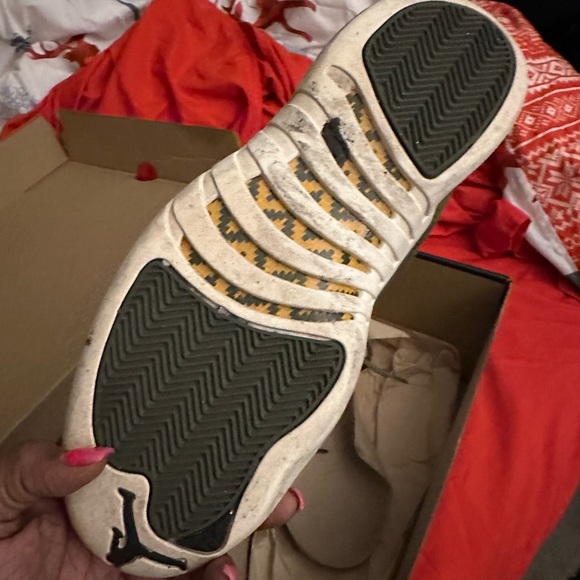 Retro Jordan 12 men's 10.5 - Picture 4 of 5